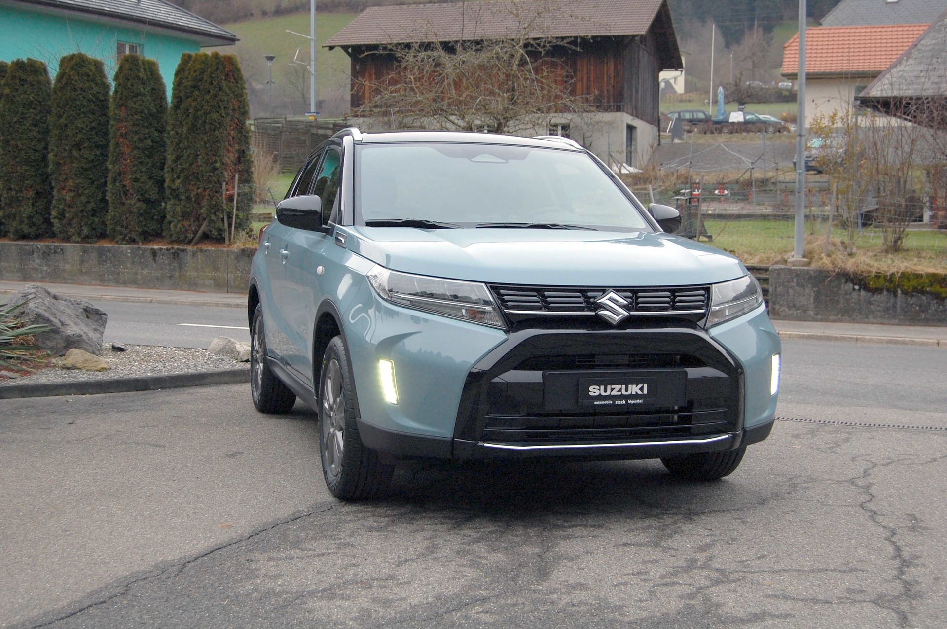 SUZUKI Vitara 1.5 Hybrid Compact + 4x4 AGS-showroom-element-2