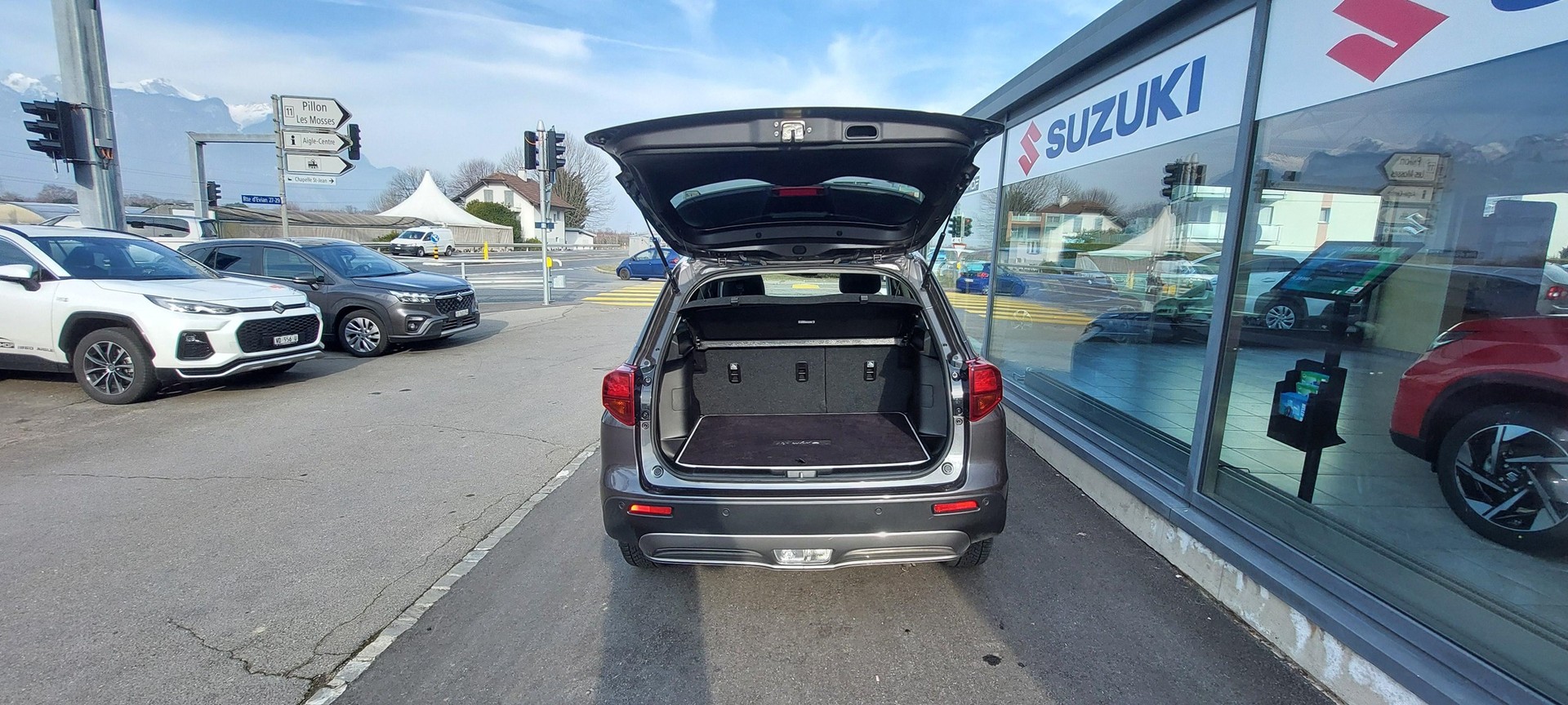 SUZUKI Vitara 1.5 Piz Sulai Top Hybrid 4x4-image-3