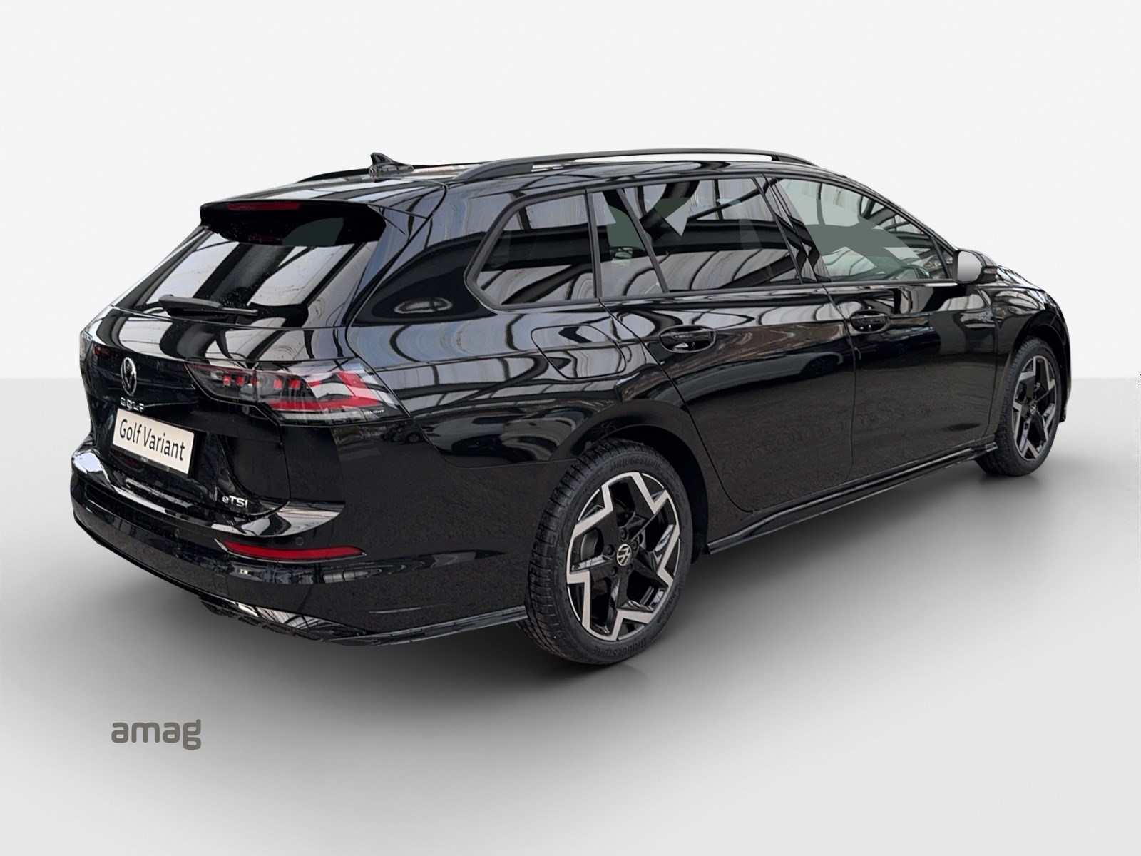 VW Golf Variant 1.5 eTSI mHEV R-Line-image-4