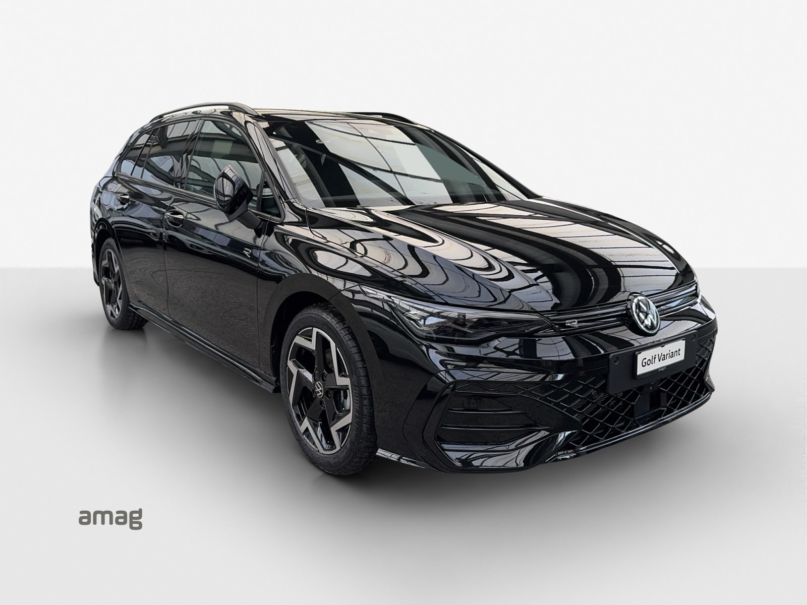 VW Golf Variant 1.5 eTSI mHEV R-Line-image-5