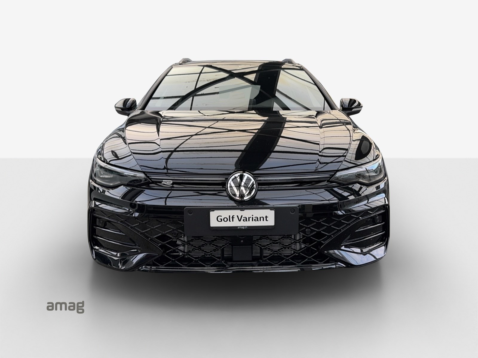 VW Golf Variant 1.5 eTSI mHEV R-Line-image-6