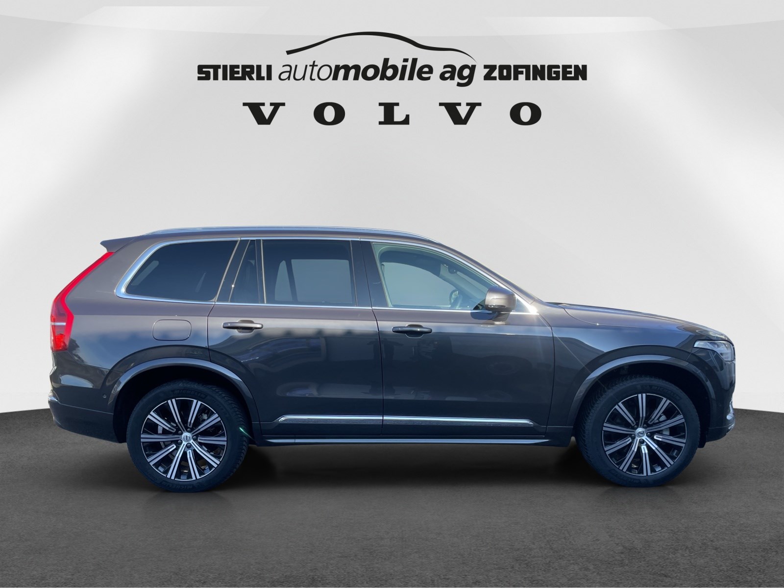 VOLVO XC90 2.0 B5 MH Plus Bright 7P. AWD-showroom-element-3