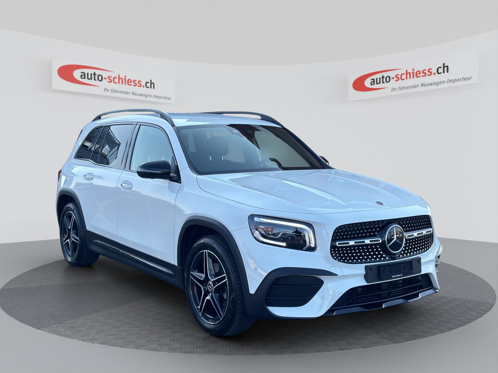 MERCEDES-BENZ GLB 200 4Matic AMG Line 8G-Tronic Night