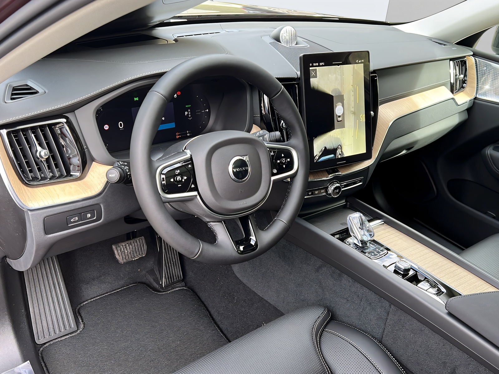 Image VOLVO XC60 XC60 2.0 T6 TE Ultra Dark eAWD