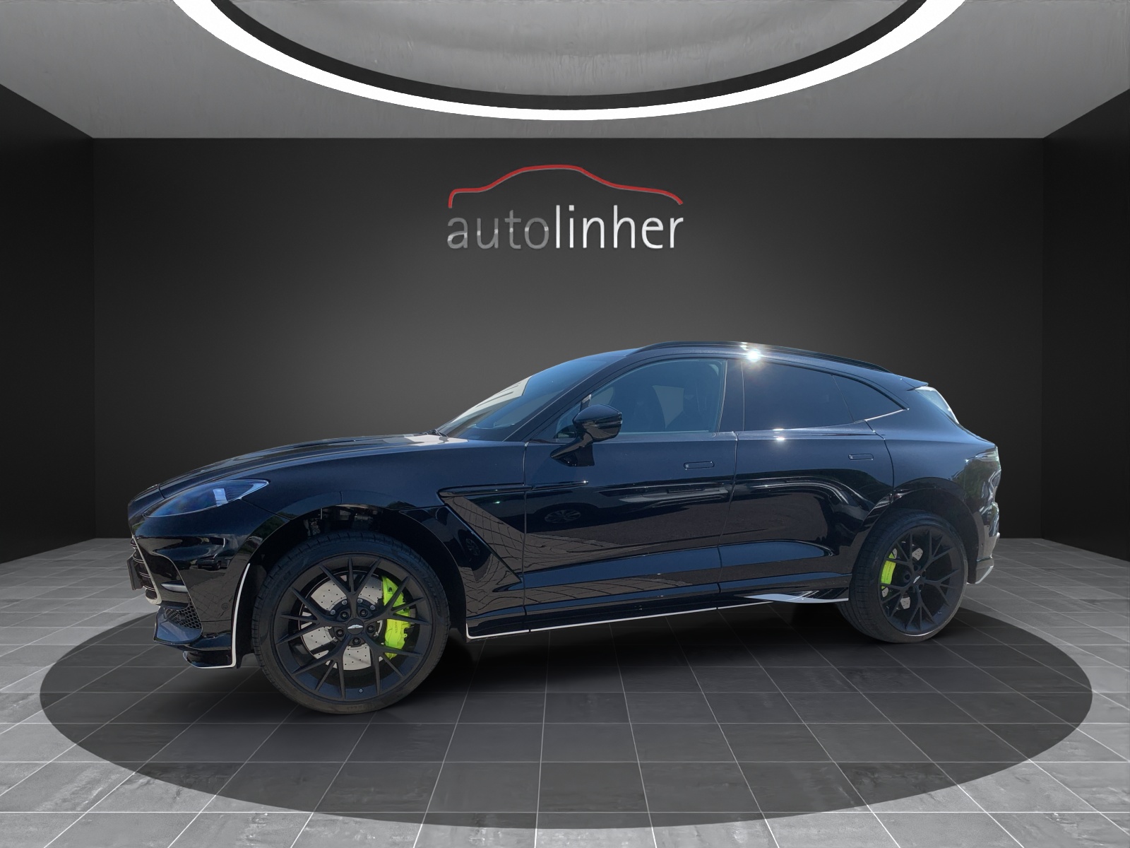ASTON MARTIN DBX 707 4.0 V8 Edition AMR24-showroom-element-1
