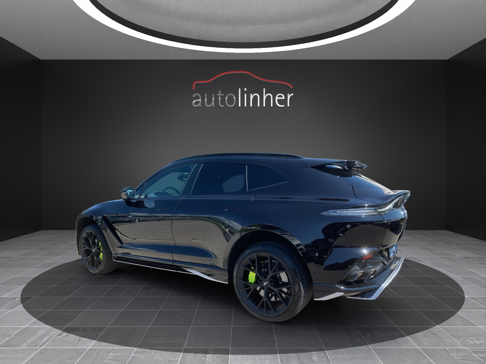 ASTON MARTIN DBX 707 4.0 V8 Edition AMR24-showroom-element-2