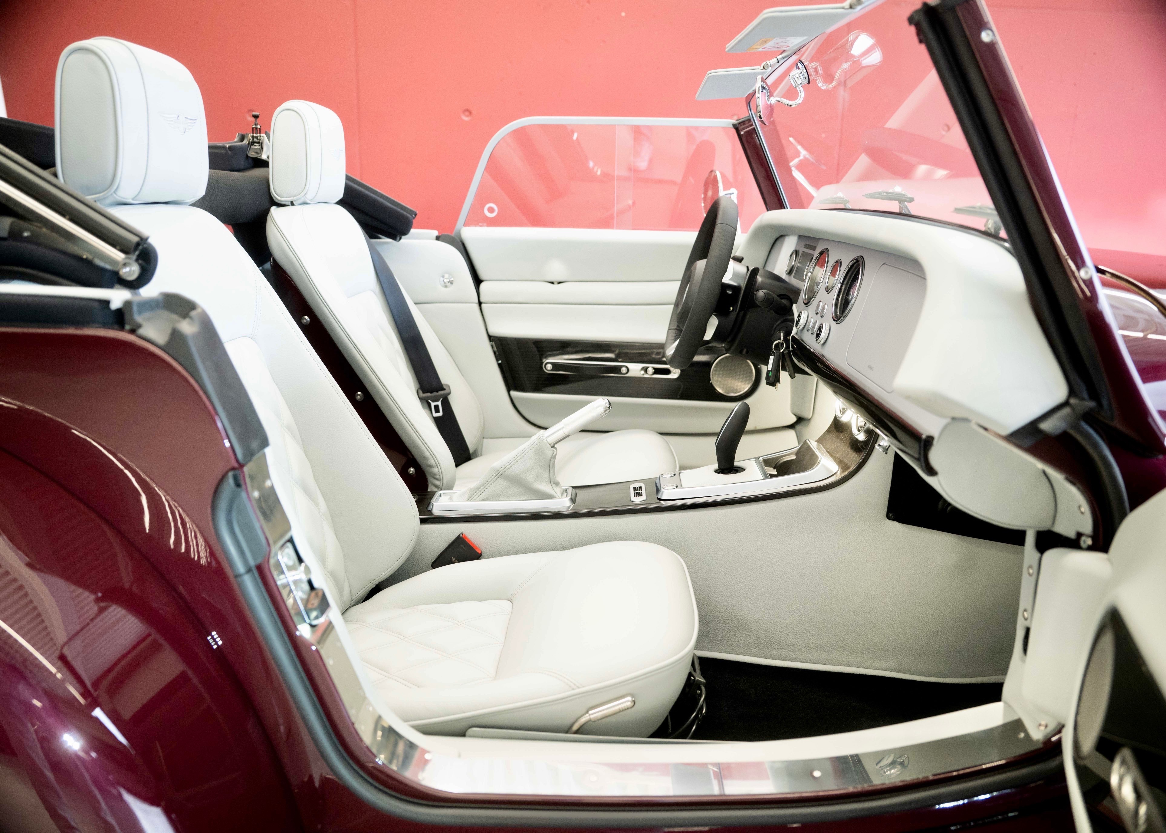 Image MORGAN  Supersport 3.0 Bespoke (New Swiss Executive car)