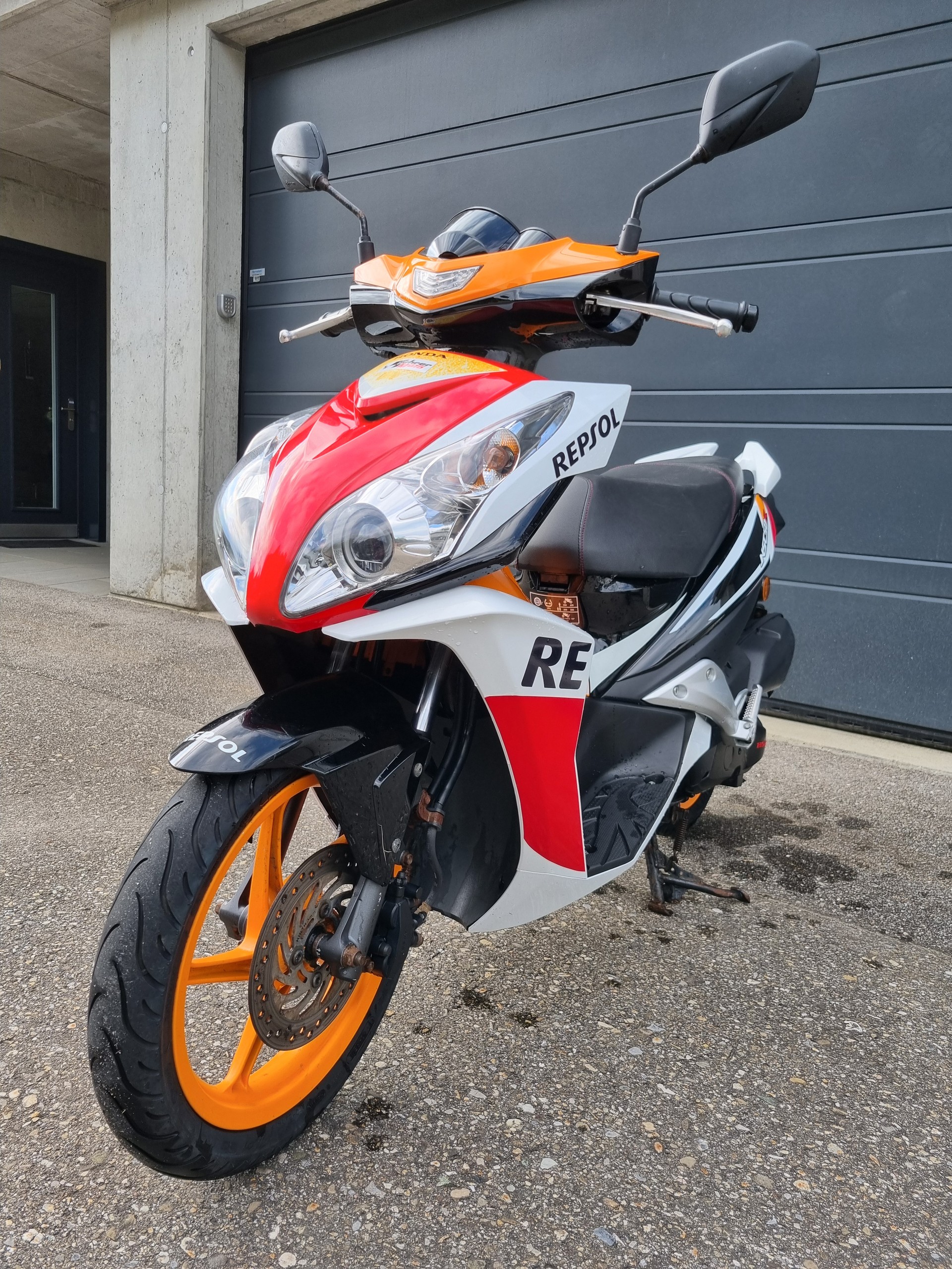 Repsol Honda Honda Dio Limited Edition Dio Repsol Honda Dio Wheel