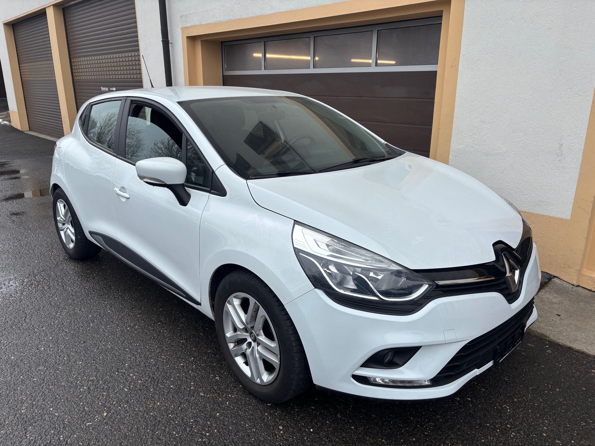 RENAULT Clio 0.9 12V Zen