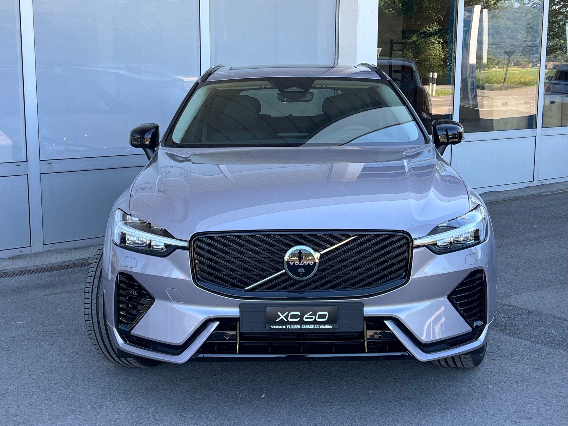 VOLVO XC60 T8 eAWD Ultra Dark Geartronic-image-30