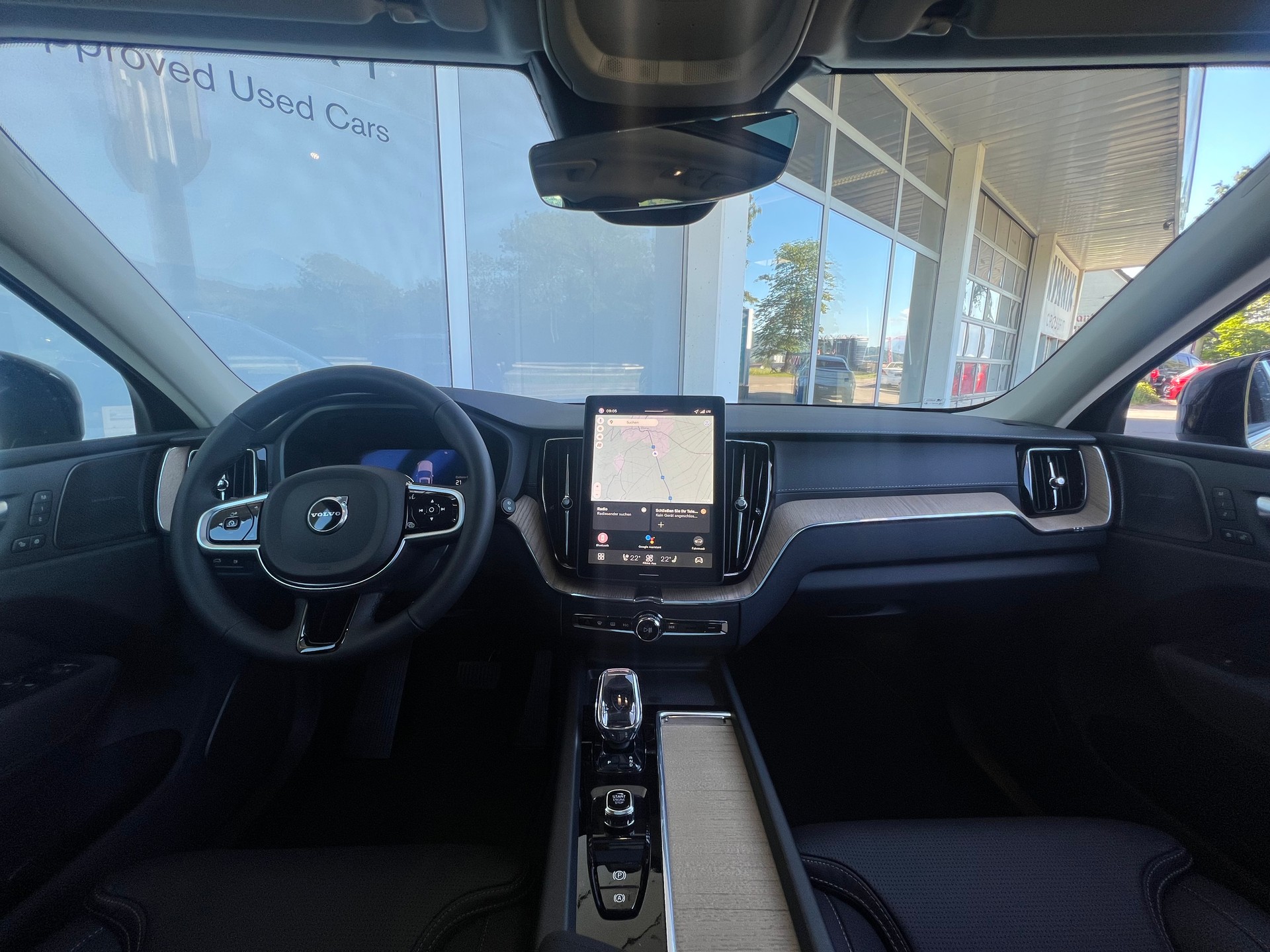 VOLVO XC60 T8 eAWD Ultra Dark Geartronic-image-6