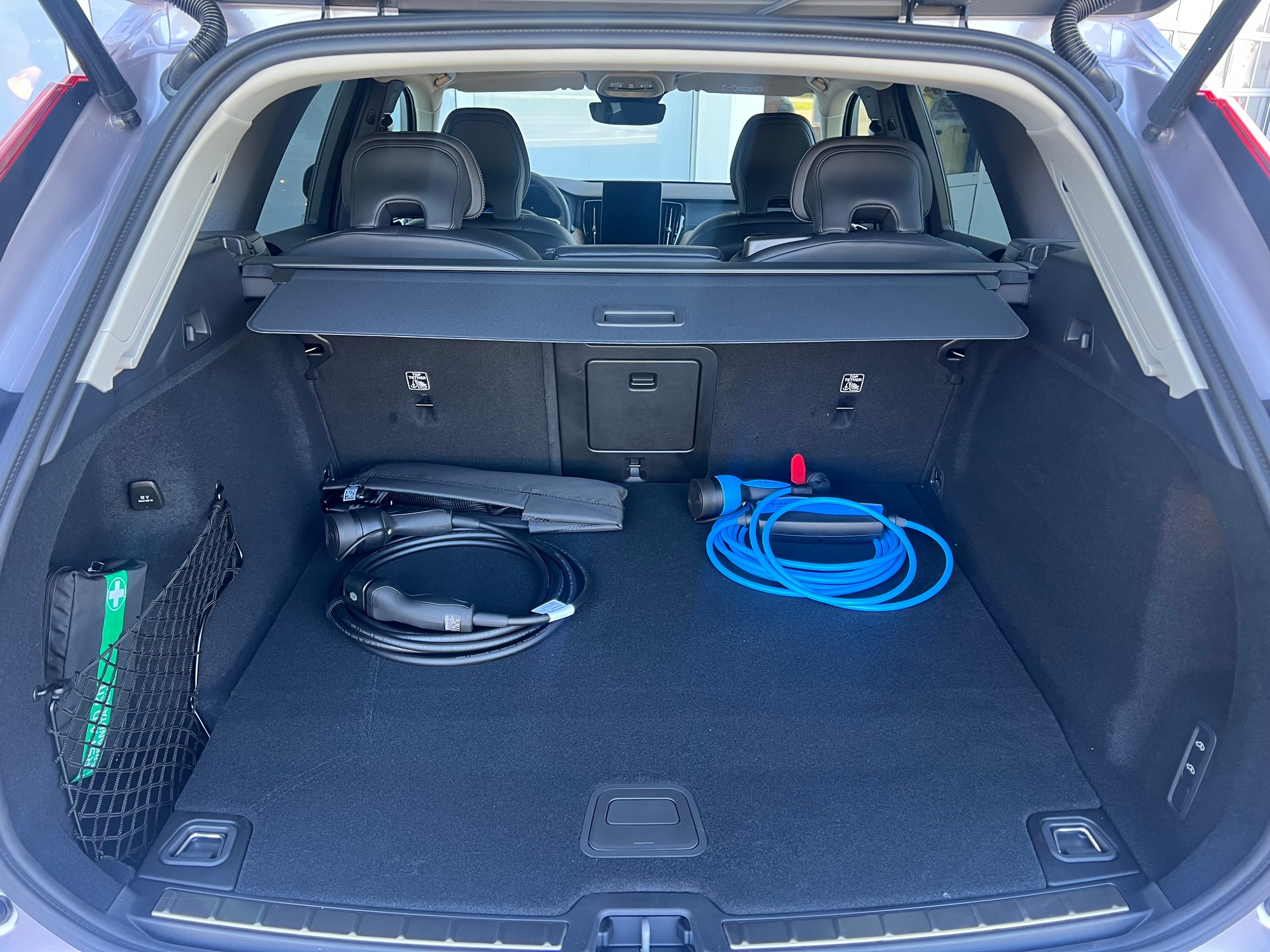 VOLVO XC60 T8 eAWD Ultra Dark Geartronic-image-26