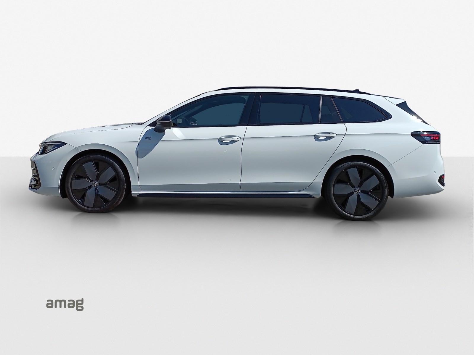 VW Passat Variant 2.0 TDI evo R-Line DSG-showroom-element-1