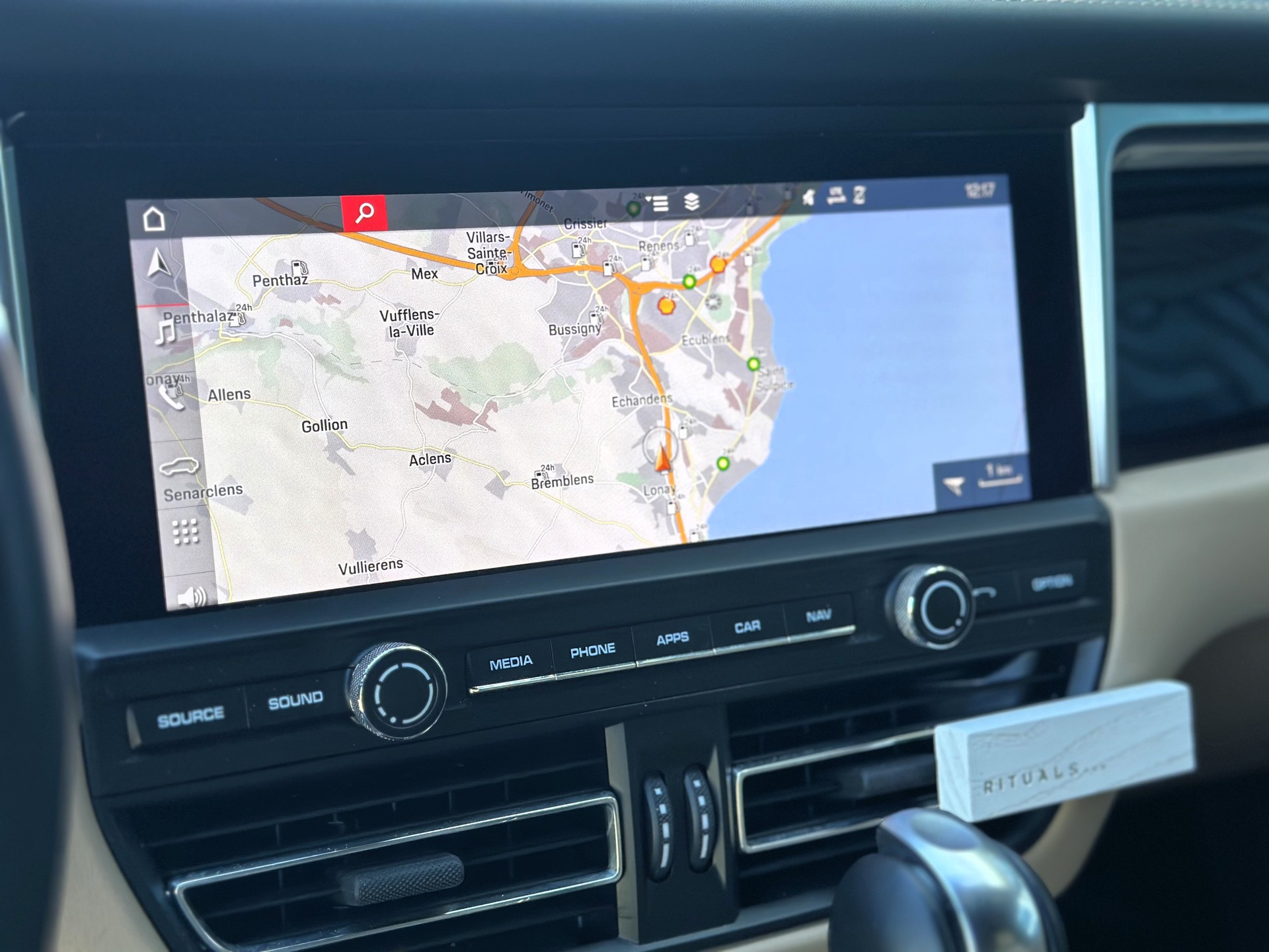 PORSCHE Macan S PDK-image-12