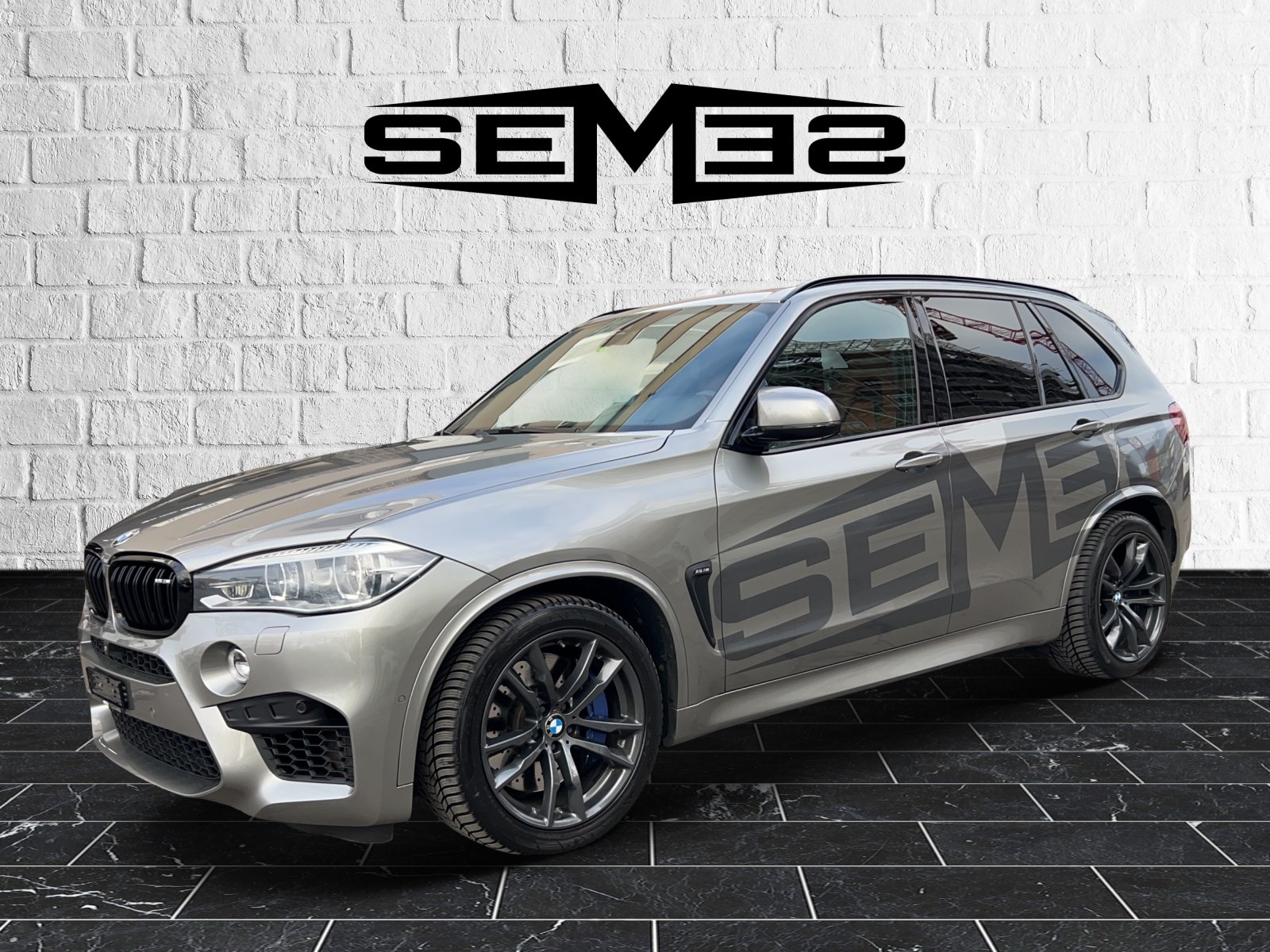 BMW X5M Steptronic (SUV / Gelndewagen)