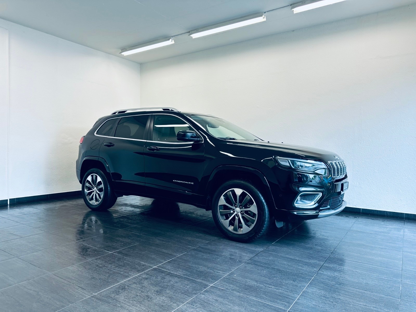 JEEP Cherokee 2.0 Overland AWD Drive I 9ATX
