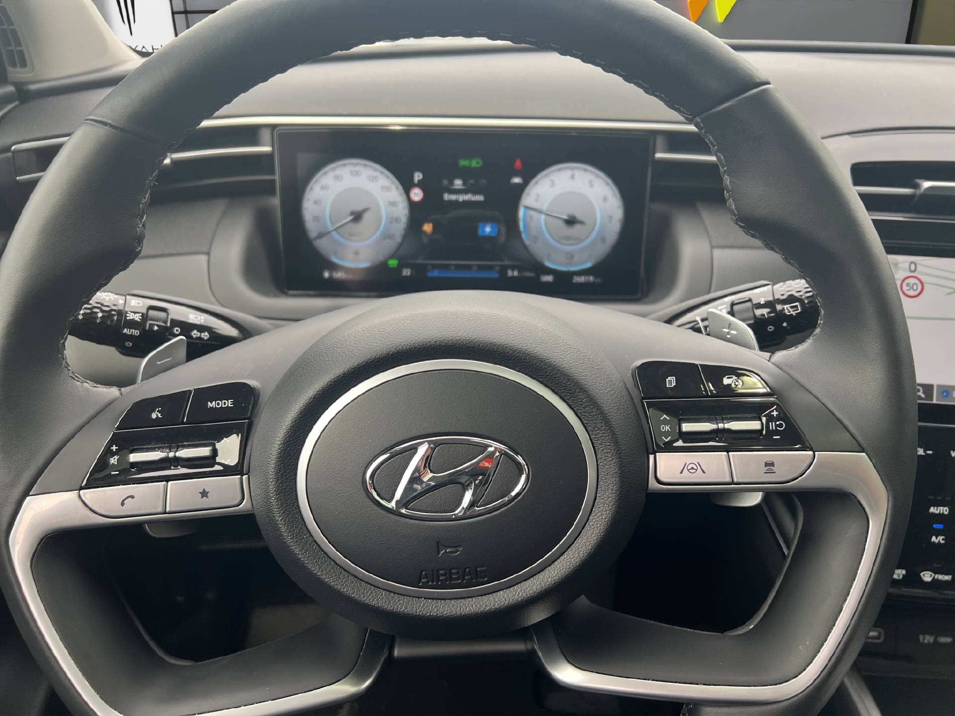 HYUNDAI Tucson 1.6 T-GDi PHEV Vertex 4WD-image-10