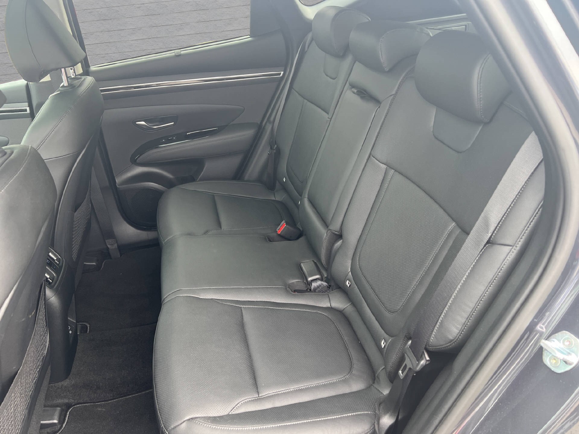 HYUNDAI Tucson 1.6 T-GDi PHEV Vertex 4WD-image-13