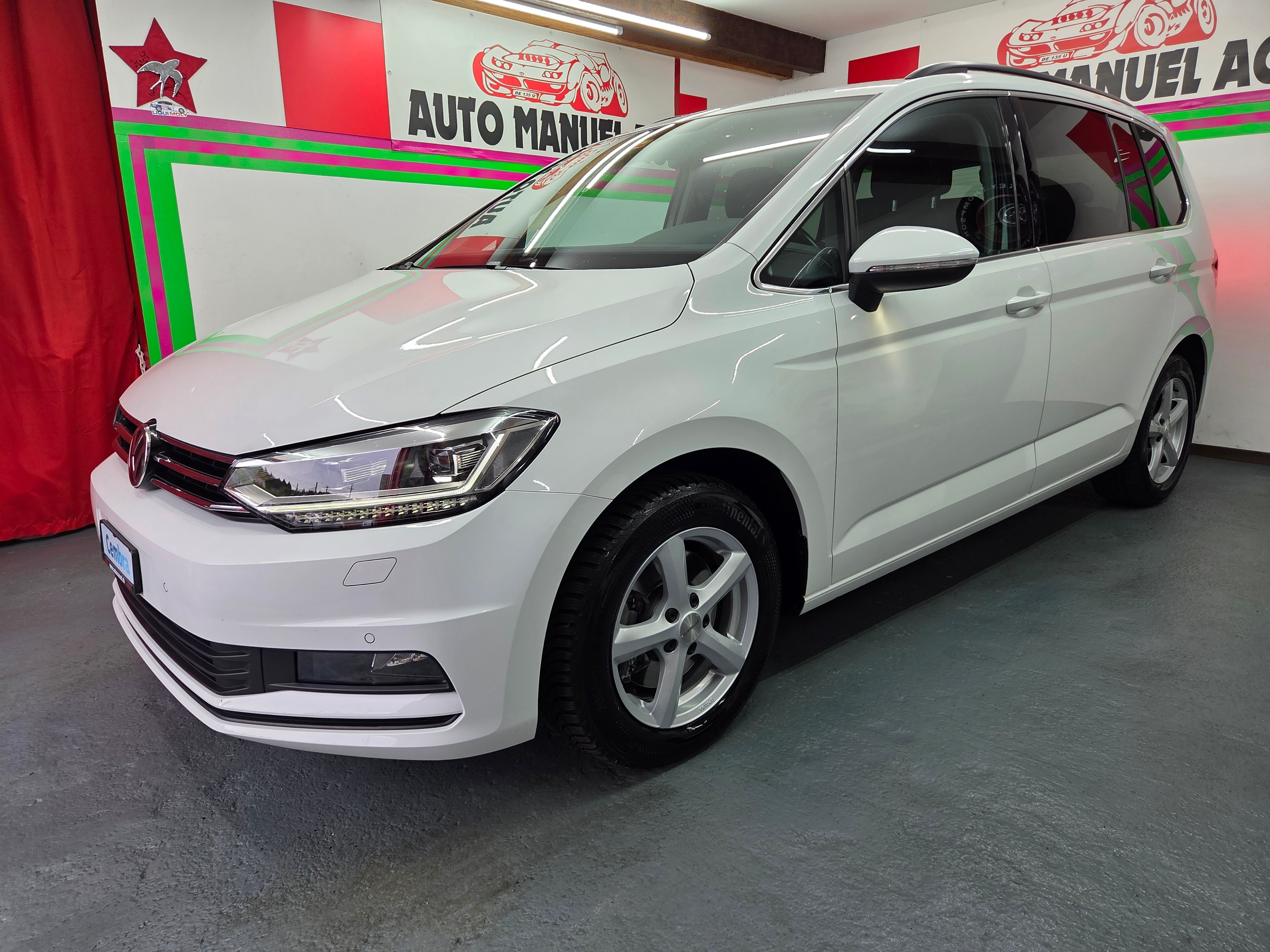 VW Touran 2.0 (Kompaktvan / Minivan) VW VW Touran 2.0 (Kompaktvan / Minivan)