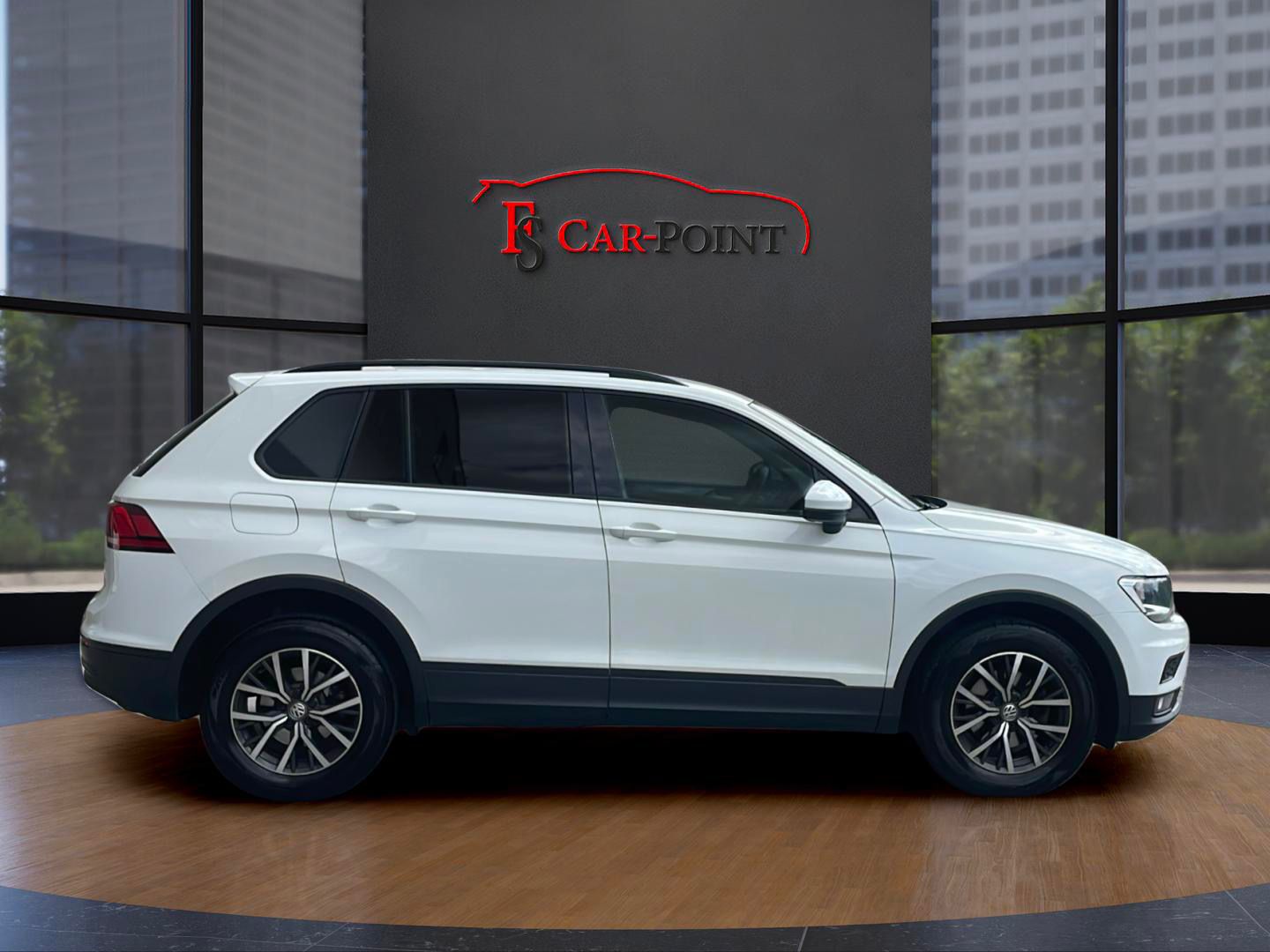 VW Tiguan 2.0 TDI SCR Trendline 4Motion DSG-image-5