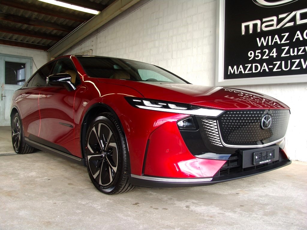 MAZDA 6e Takumi Plus (Limousine)