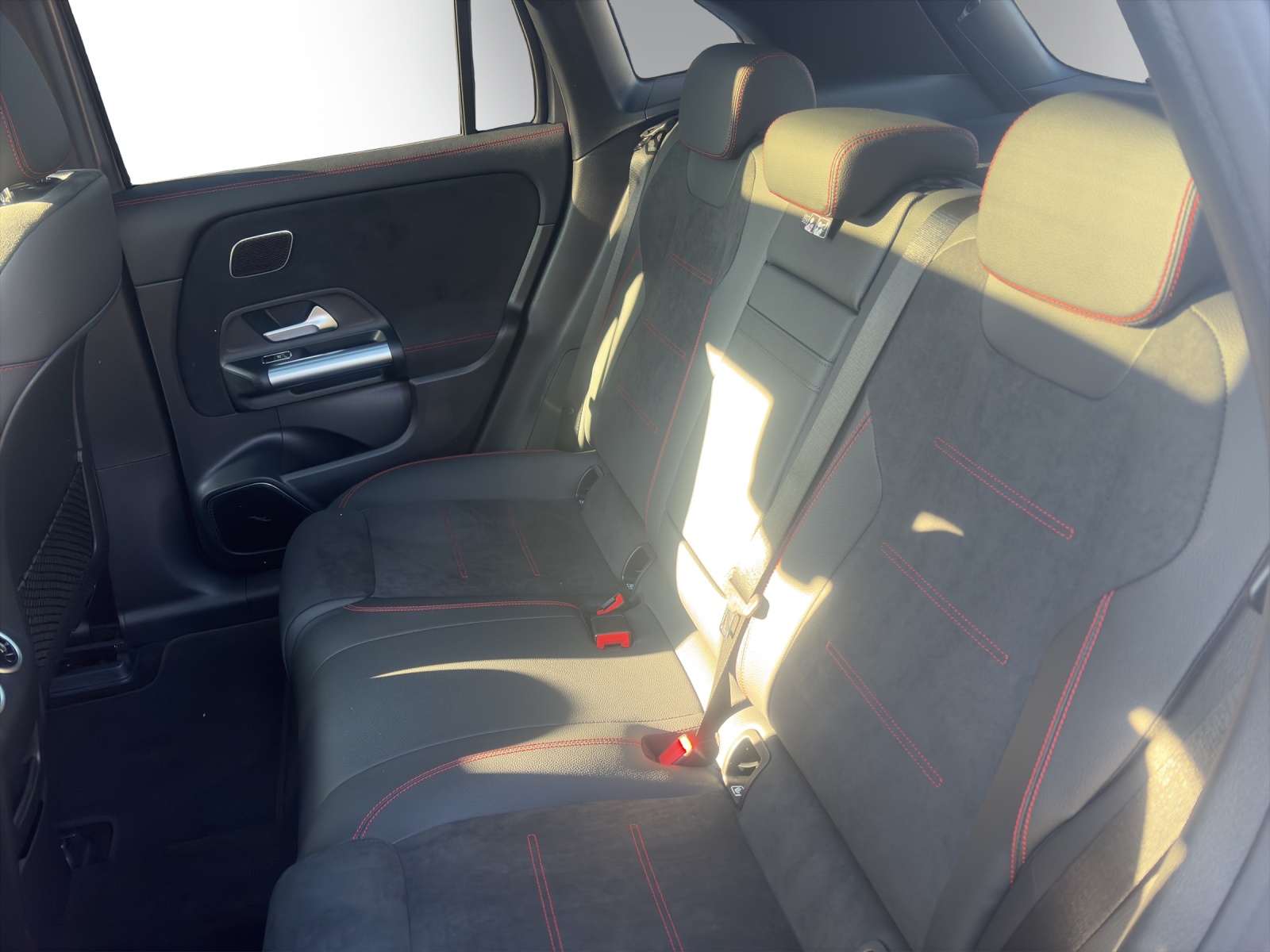 Image MERCEDES-BENZ EQA-300 EQA 300 4M Excellence