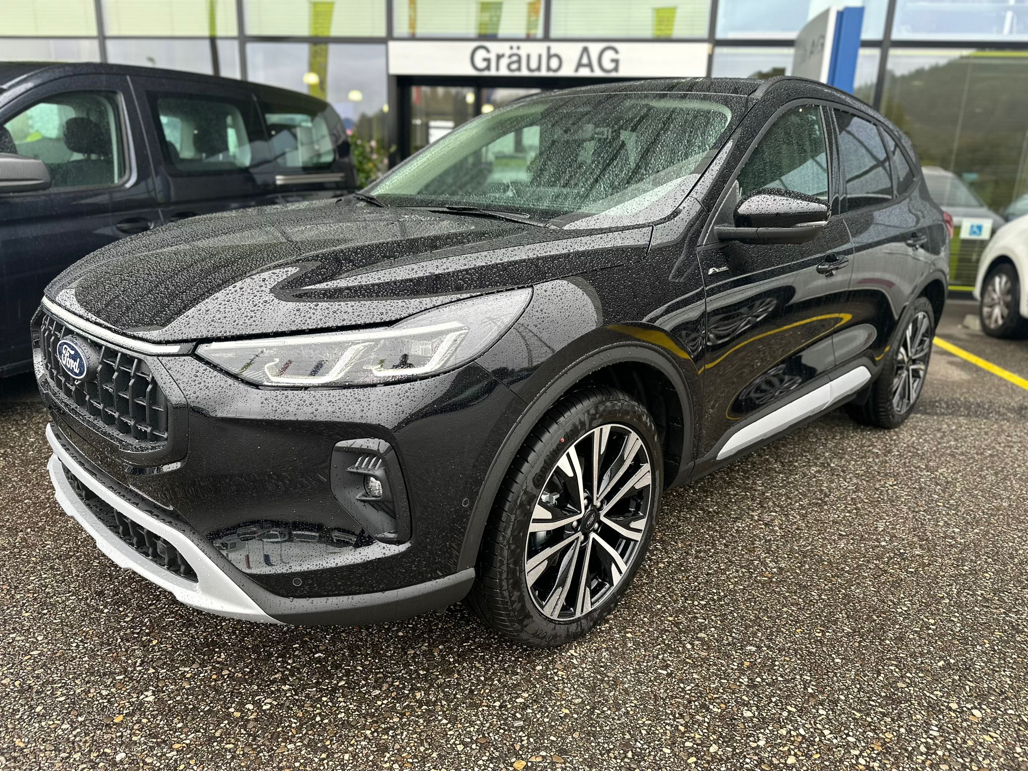 FORD Kuga 2.5 (SUV / Gelndewagen)