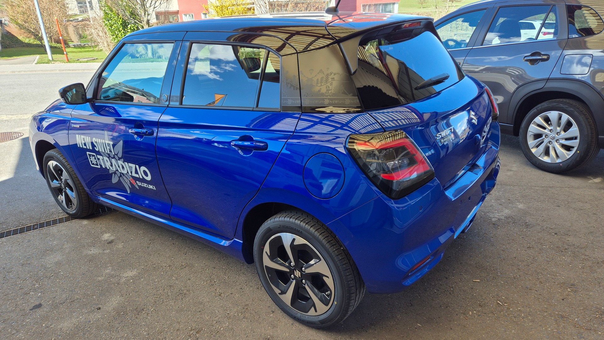 SUZUKI Swift 1.2 Tradizio Top Hybrid 4x4-showroom-element-2