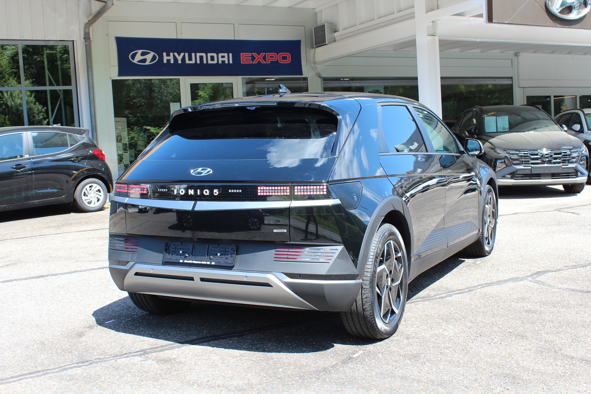 HYUNDAI Ioniq 5 77kWh Origo 4WD-showroom-element-2