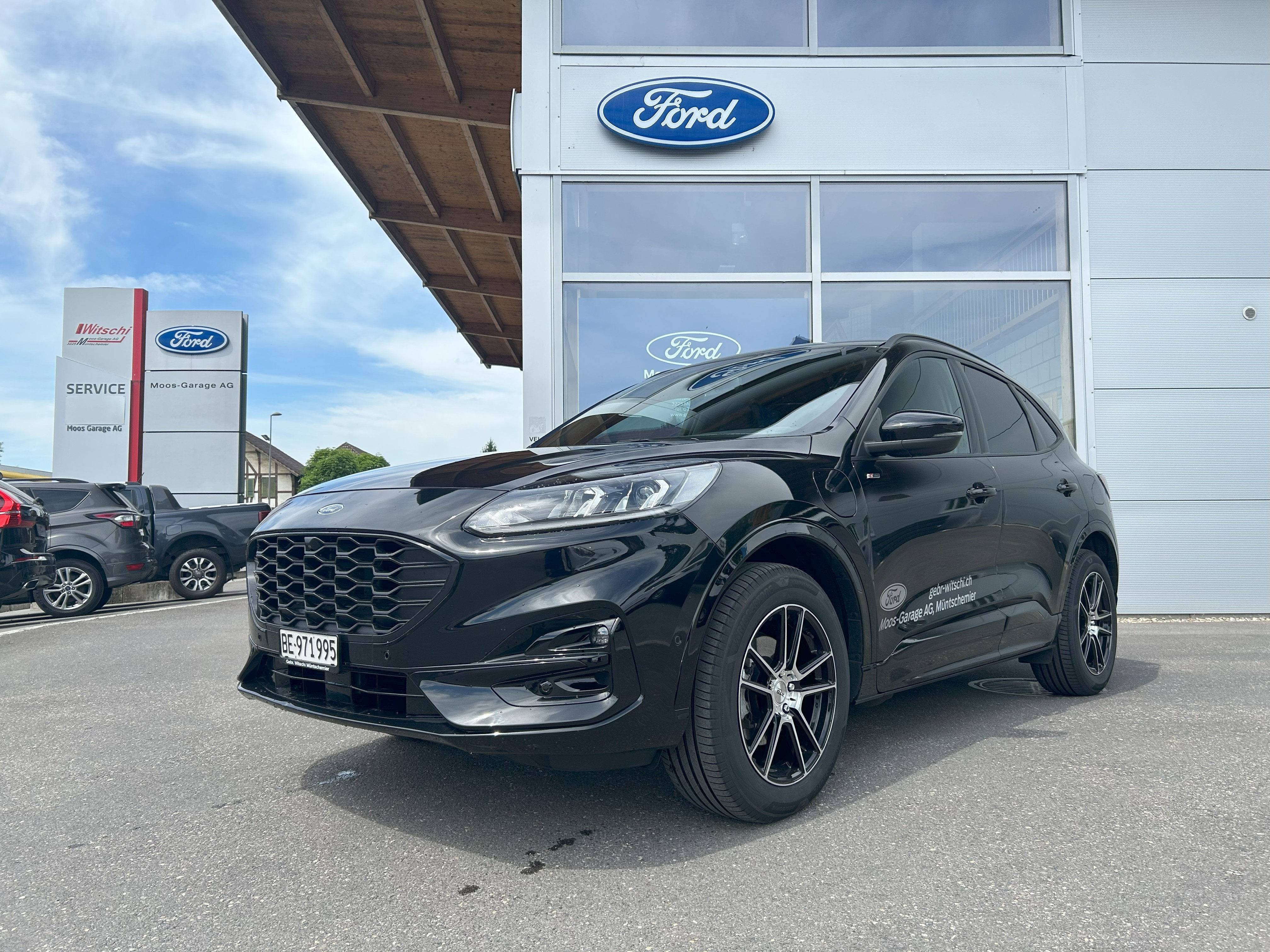 FORD Kuga 2.5 (SUV / Geländewagen) Ford FORD Kuga 2.5 (SUV / Geländewagen)