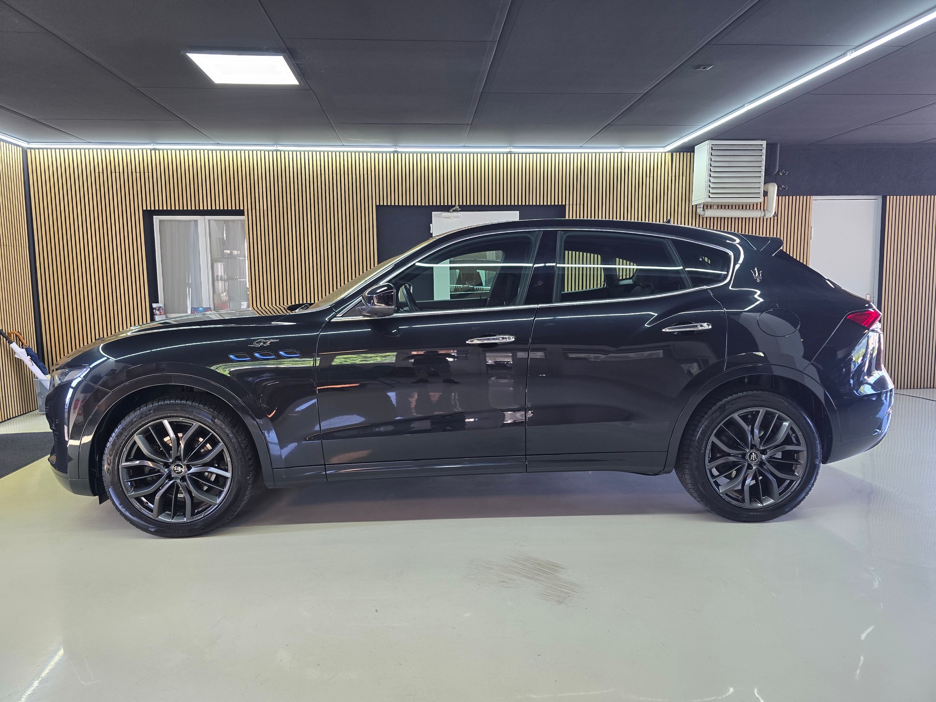 MASERATI Levante 2.0 MHEV GT Hybrid Automatica-showroom-element-3