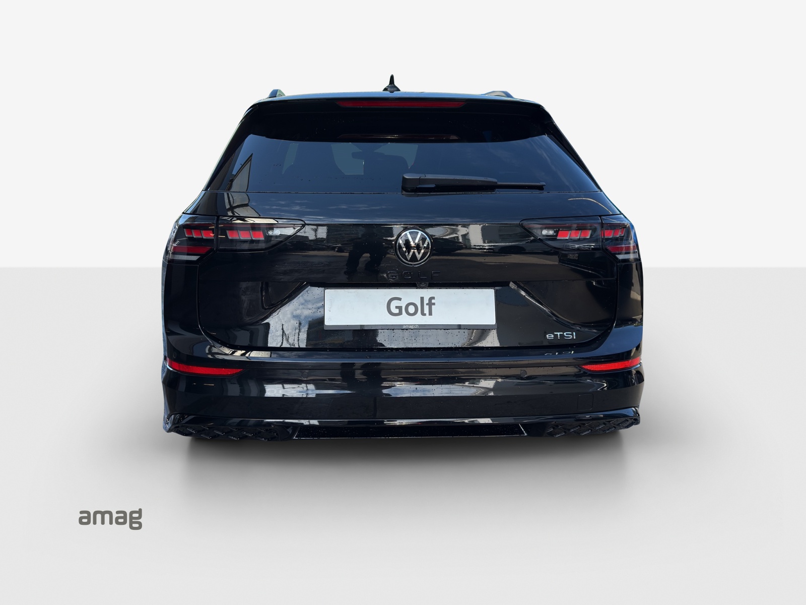 VW Golf Variant 1.5 eTSI mHEV R-Line-showroom-element-3