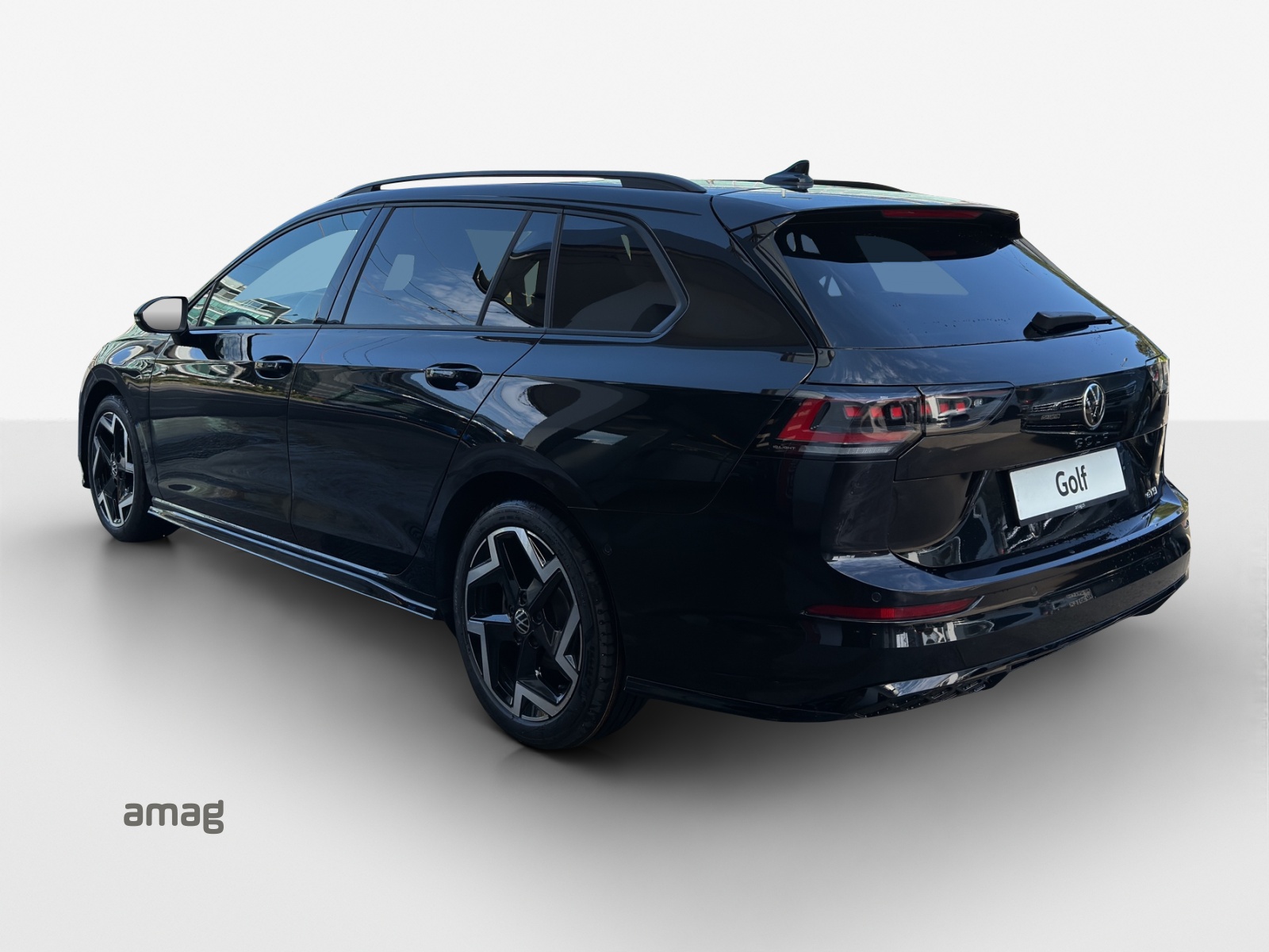 VW Golf Variant 1.5 eTSI mHEV R-Line-showroom-element-2