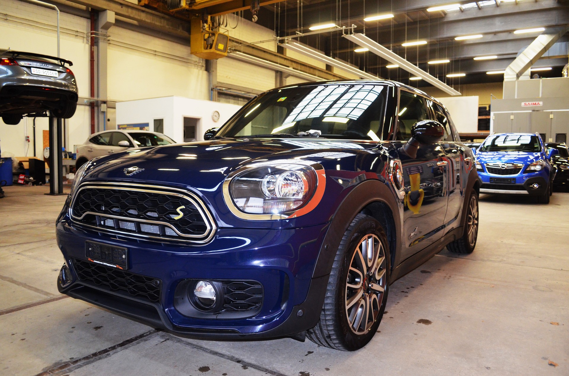 MINI Mini Countryman Cooper S E ALL4 Steptronic-image-2