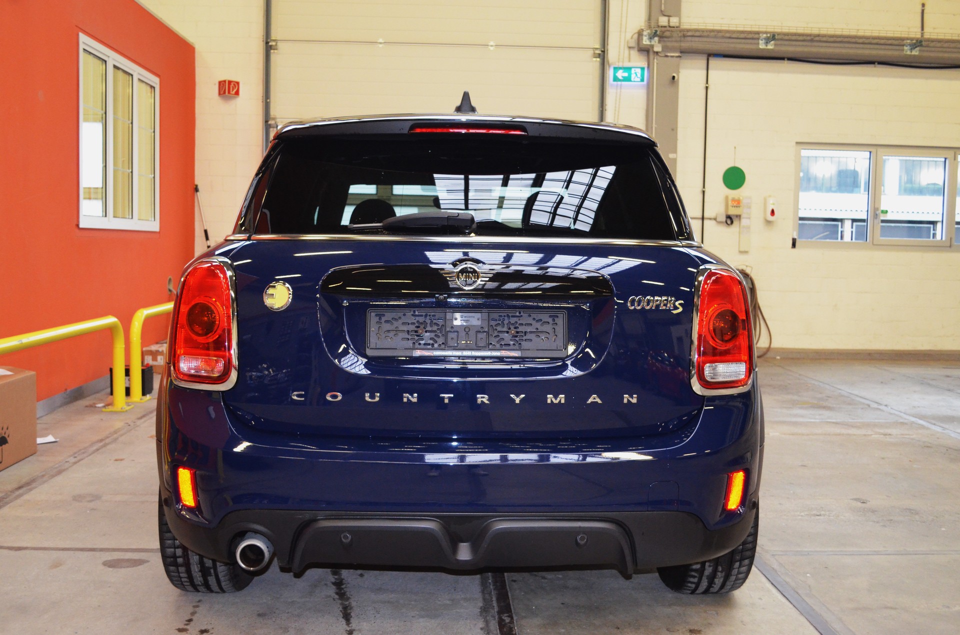 MINI Mini Countryman Cooper S E ALL4 Steptronic-image-5