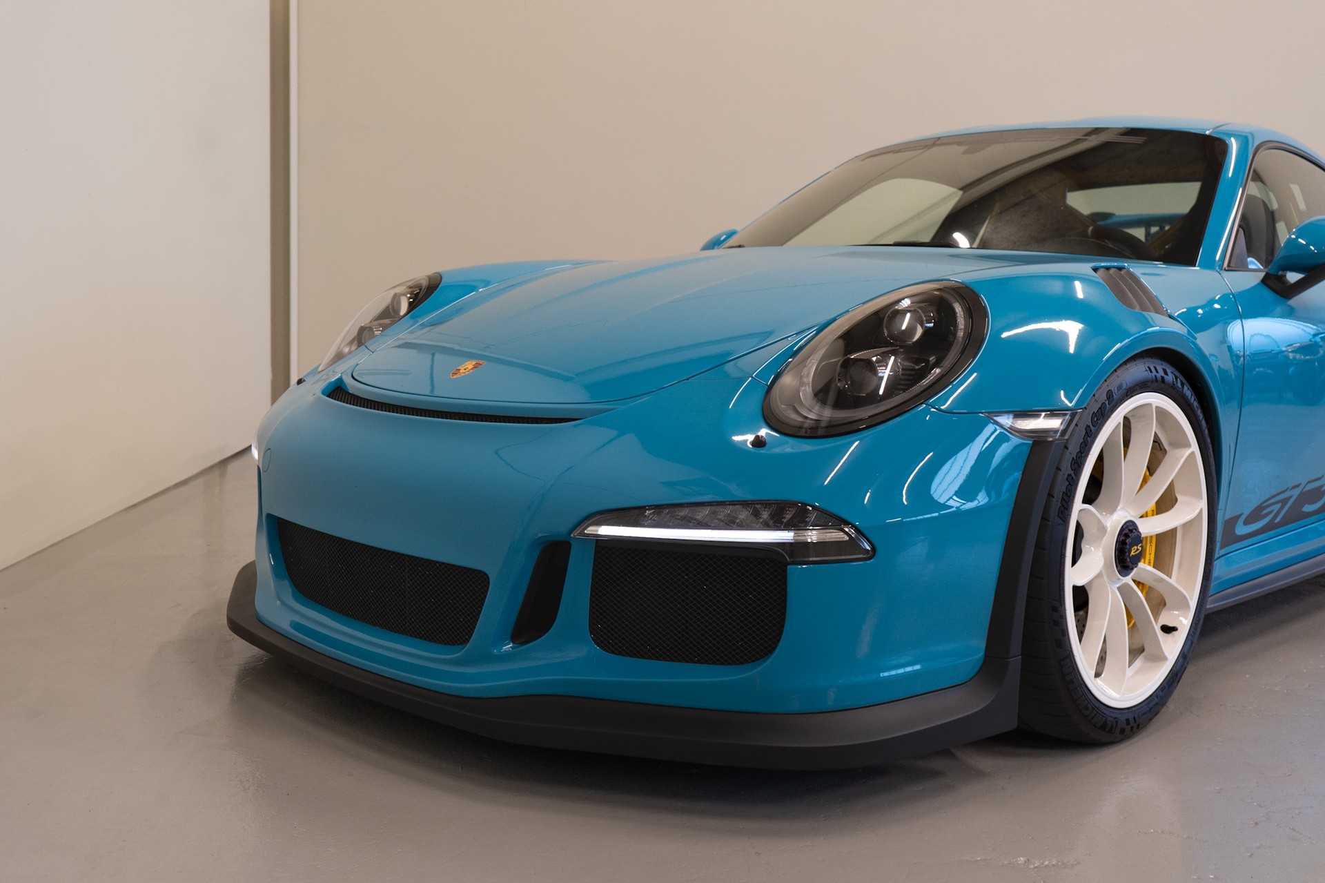 PORSCHE 911 GT3 RS PDK-showroom-element-1