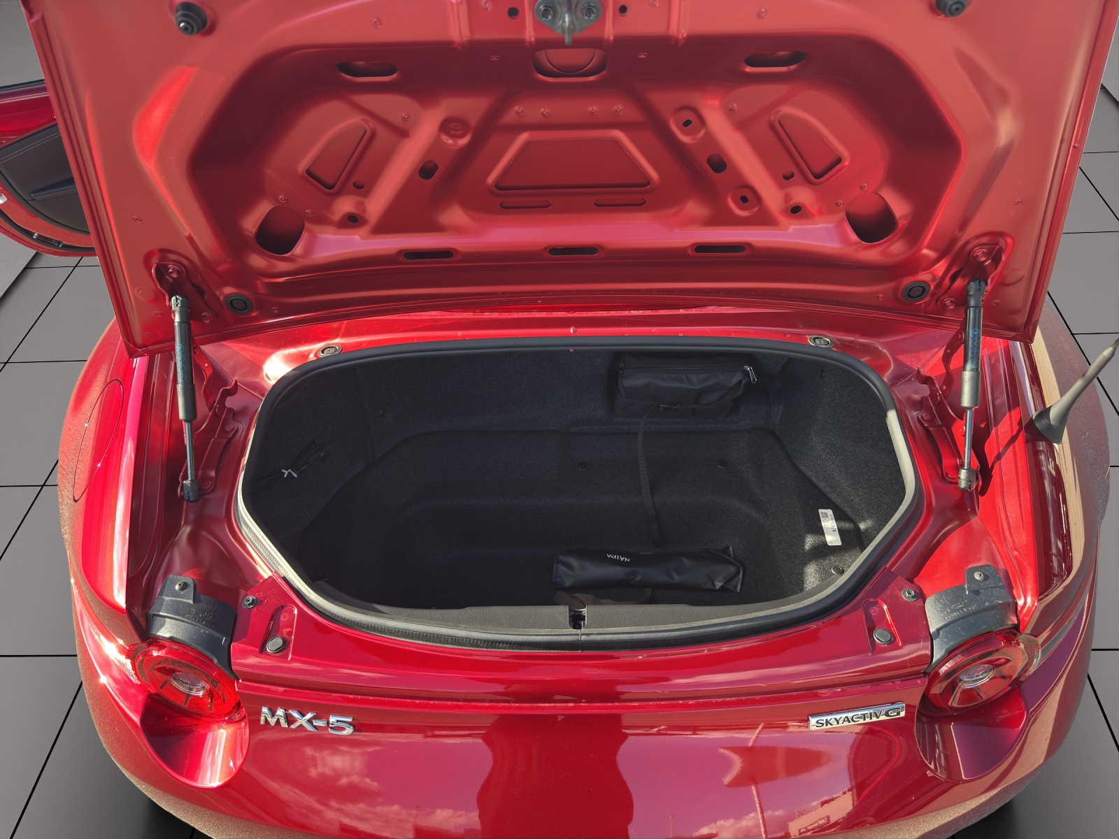 Image MAZDA MX-5 MX-5 Skyactiv-G 132 Homura