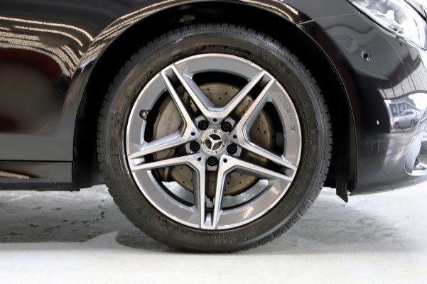 Image MERCEDES-BENZ E-200 E 200 4Matic AMG Line