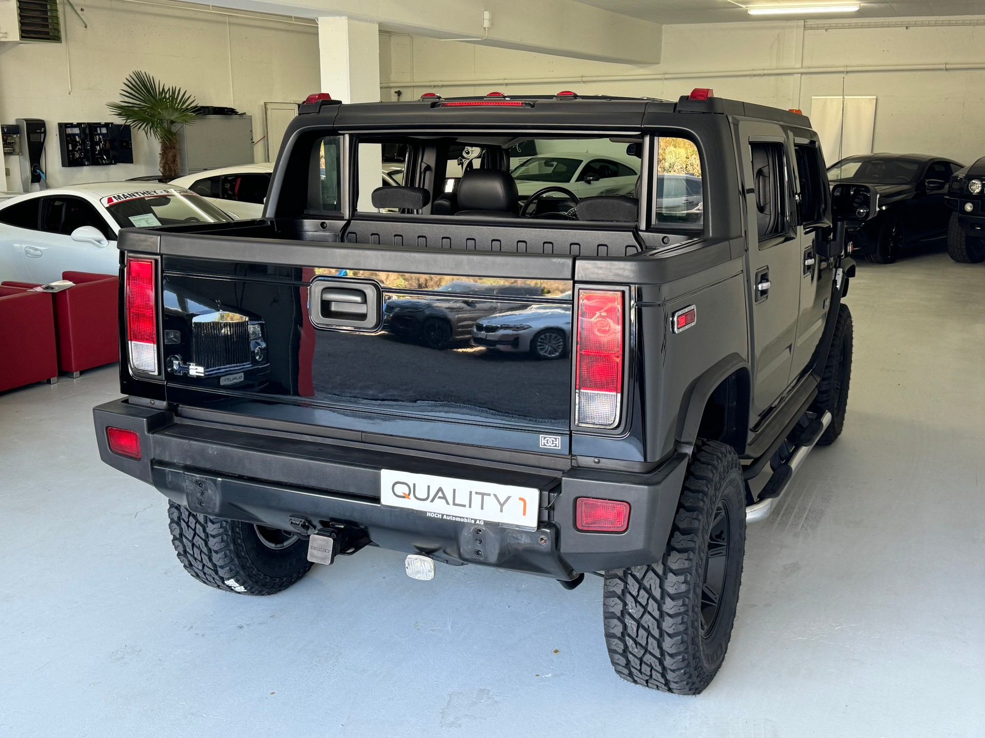 HUMMER Pickup-image-14
