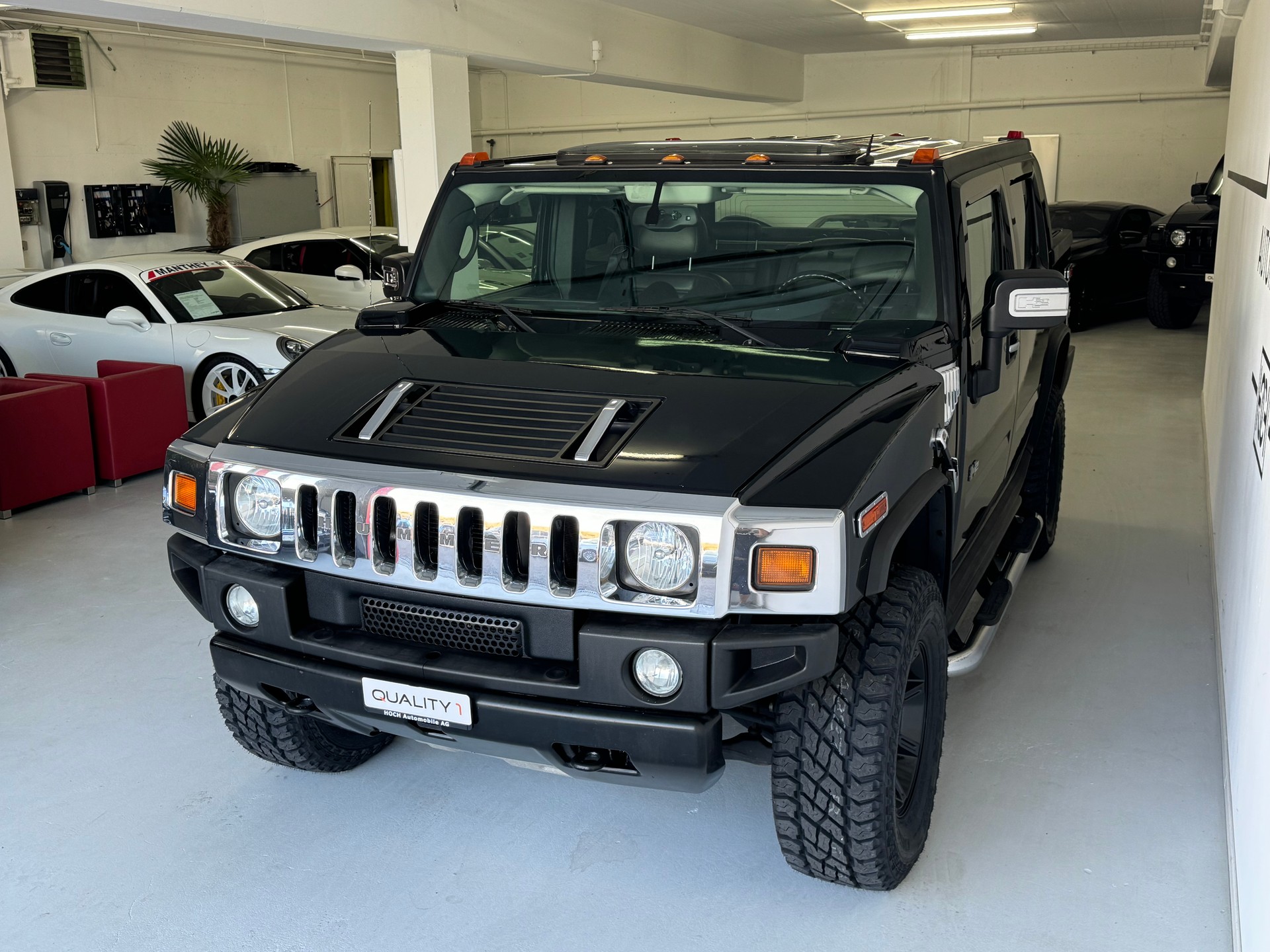HUMMER Pickup-image-3