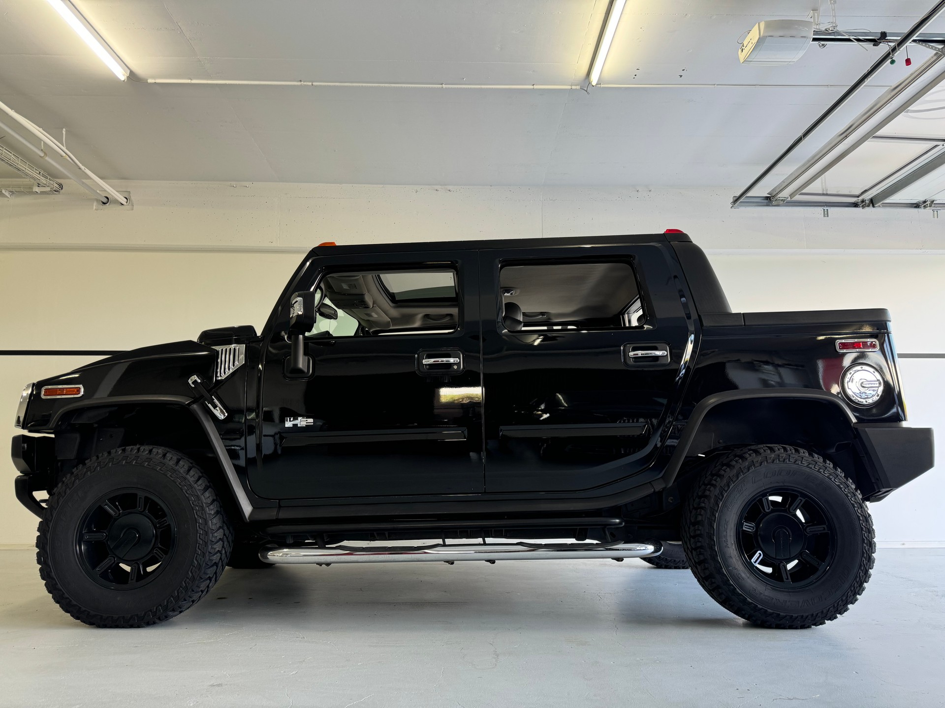 HUMMER Pickup-image-17