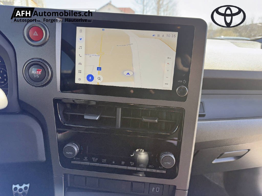 TOYOTA GR Yaris 1.6 Turbo Sport 4x4-image-4