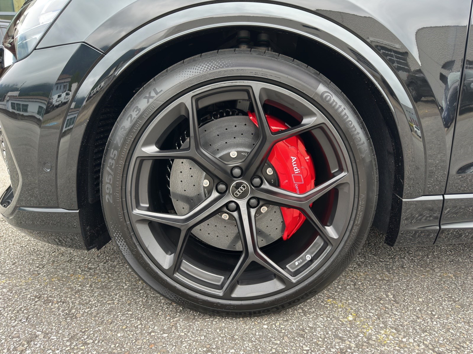 AUDI RSQ8 performance quattro-image-13