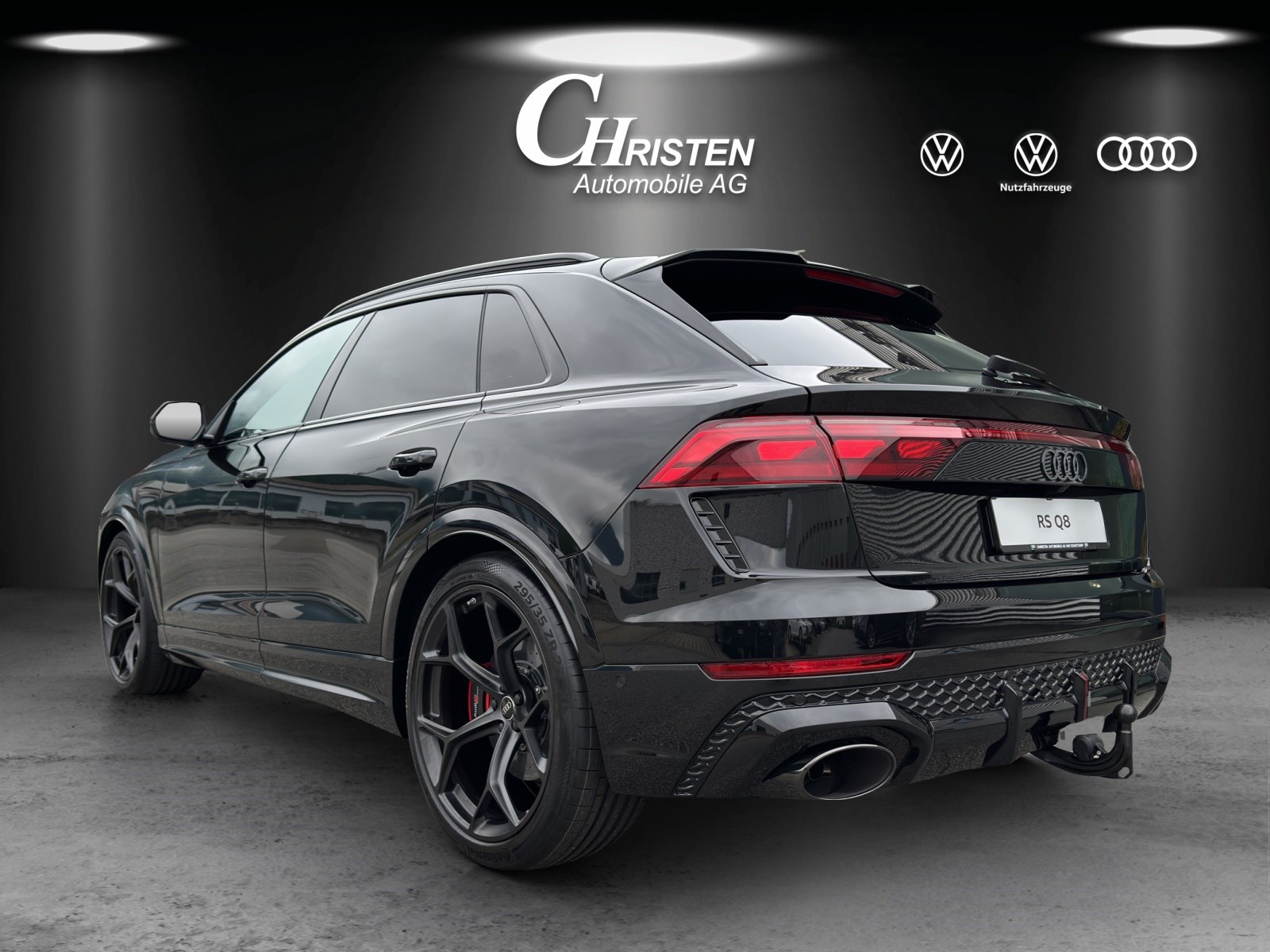AUDI RSQ8 performance quattro-showroom-element-3
