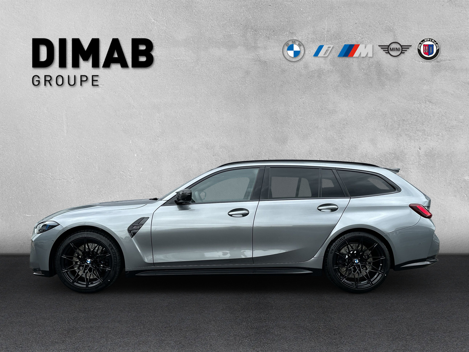 BMW M3 Touring xDrive Competition M-showroom-element-1