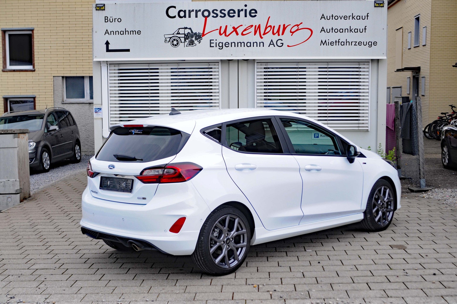 FORD Fiesta 1.0 SCTi MHEV ST Line X Automat-showroom-element-2