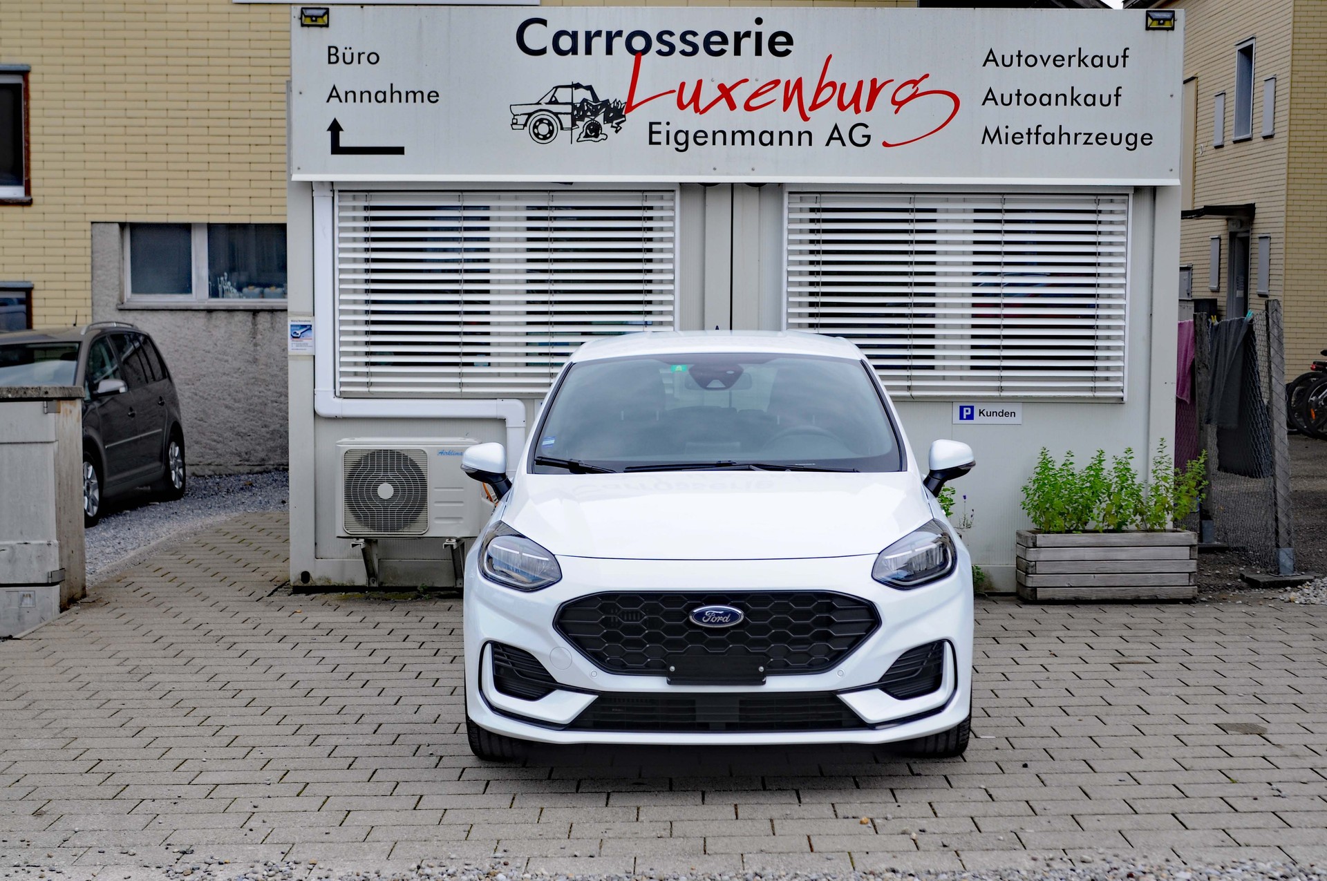 FORD Fiesta 1.0 SCTi MHEV ST Line X Automat-showroom-element-1