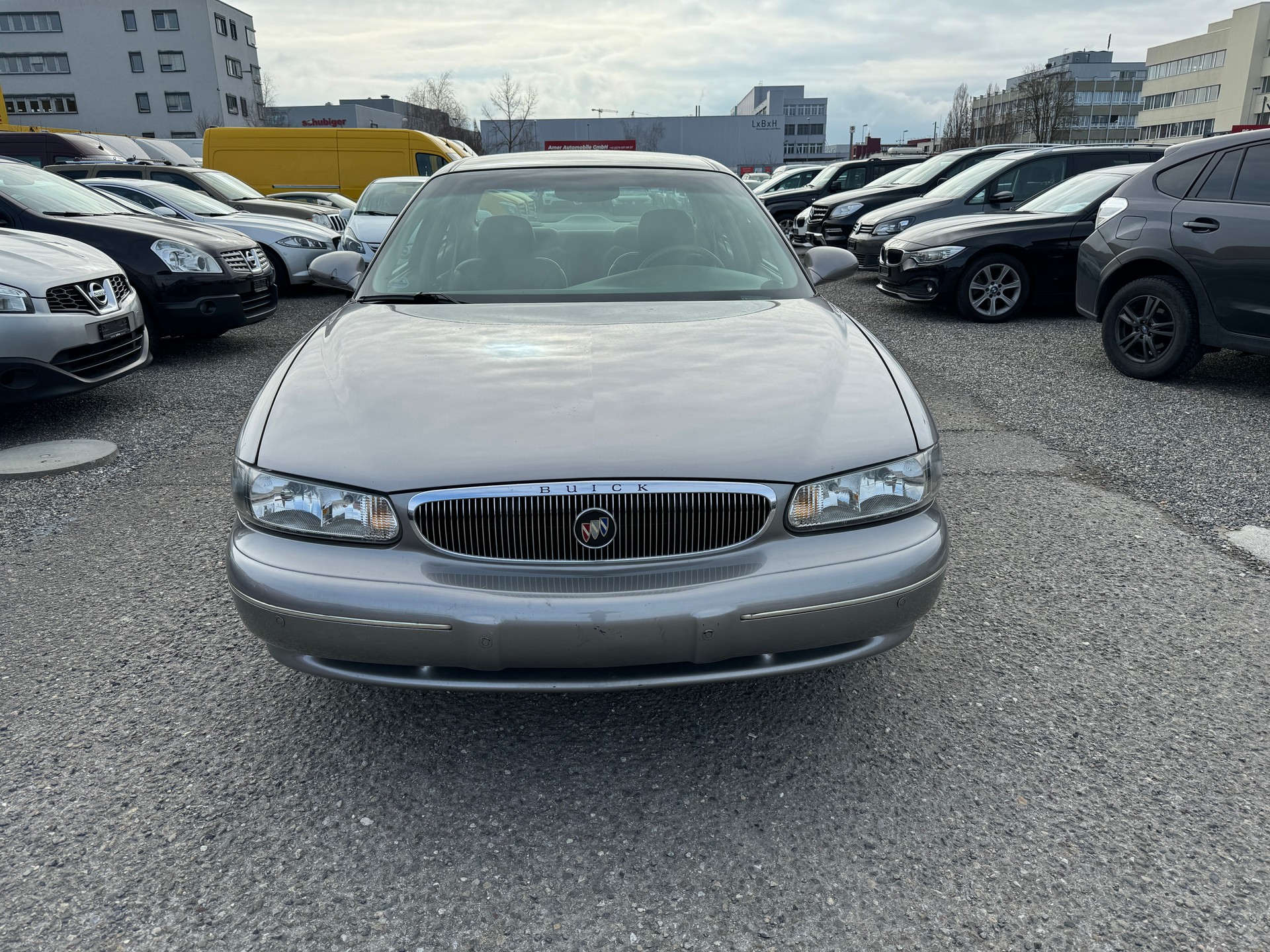 BUICK Limited-image-0