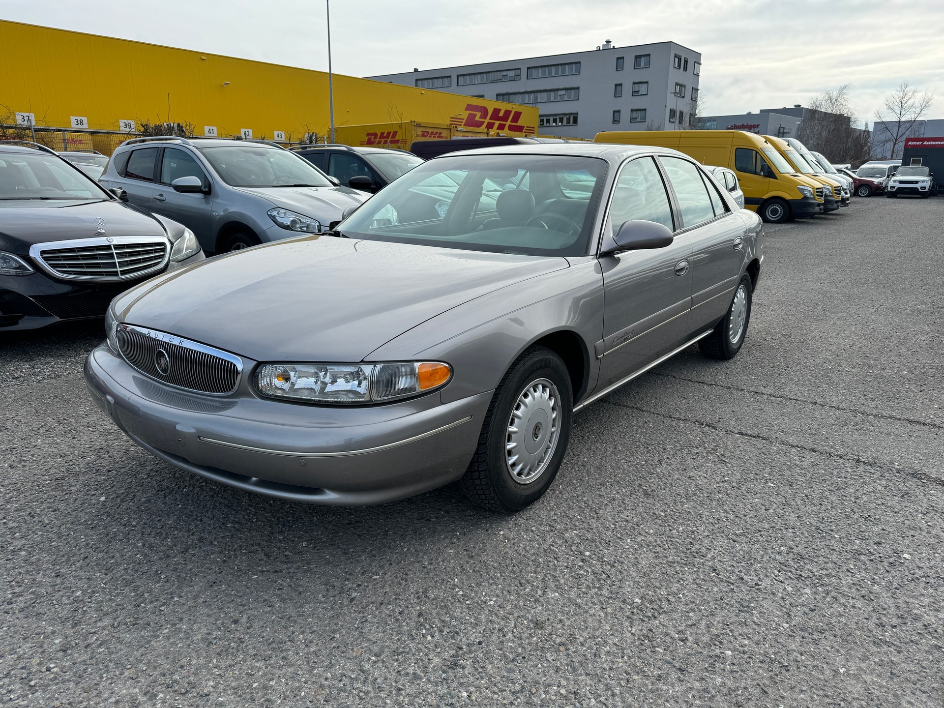 BUICK Limited-image-2