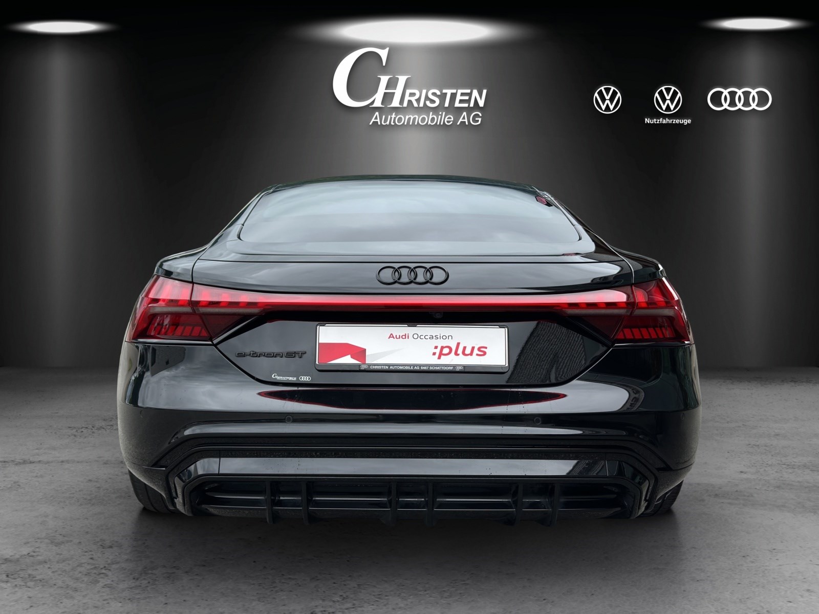 AUDI e-tron GT quattro-image-4